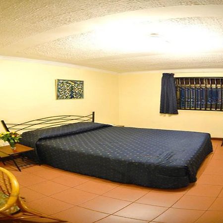 Tourist Hotel Kampala Exterior photo